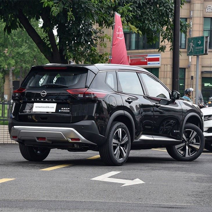 Nissan Qashqai Crossover SUV