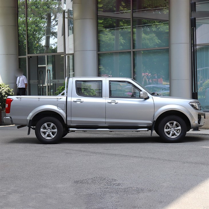 Nissan Ruiqi Rancher rich 6 Pickup Truck