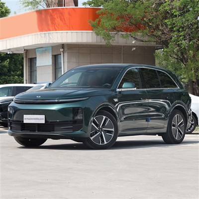 Li L6 سيارة الدفع الرباعي الممتدة ذات 5 مقاعد