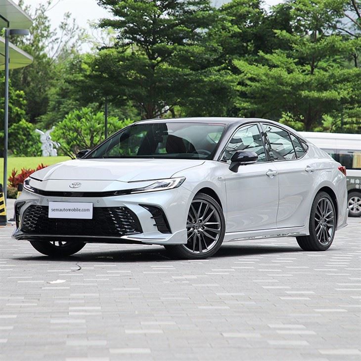 Toyota Camry 2024 Hybrid Sedan
