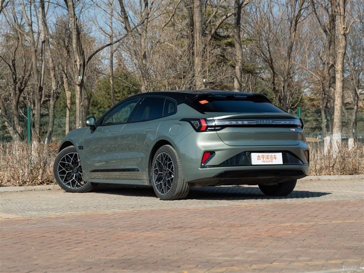 Zeekr 001 Pure Electric AWD Sedan