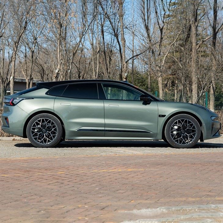 Zeekr 001 Awd Super Sport Electric Car